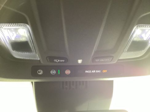 Used 2024 Chevrolet Silverado 3500 LTZ w/ LTZ Convenience Package image 30