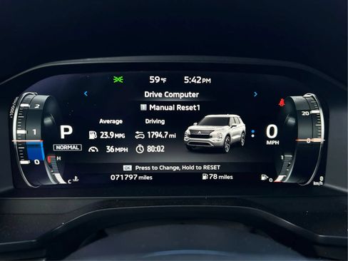 Used 2023 Mitsubishi Outlander SEL 40th Anniversary AWD/4WD image 22