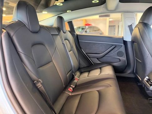 Used 2023 Tesla Model 3 Standard Range image 22