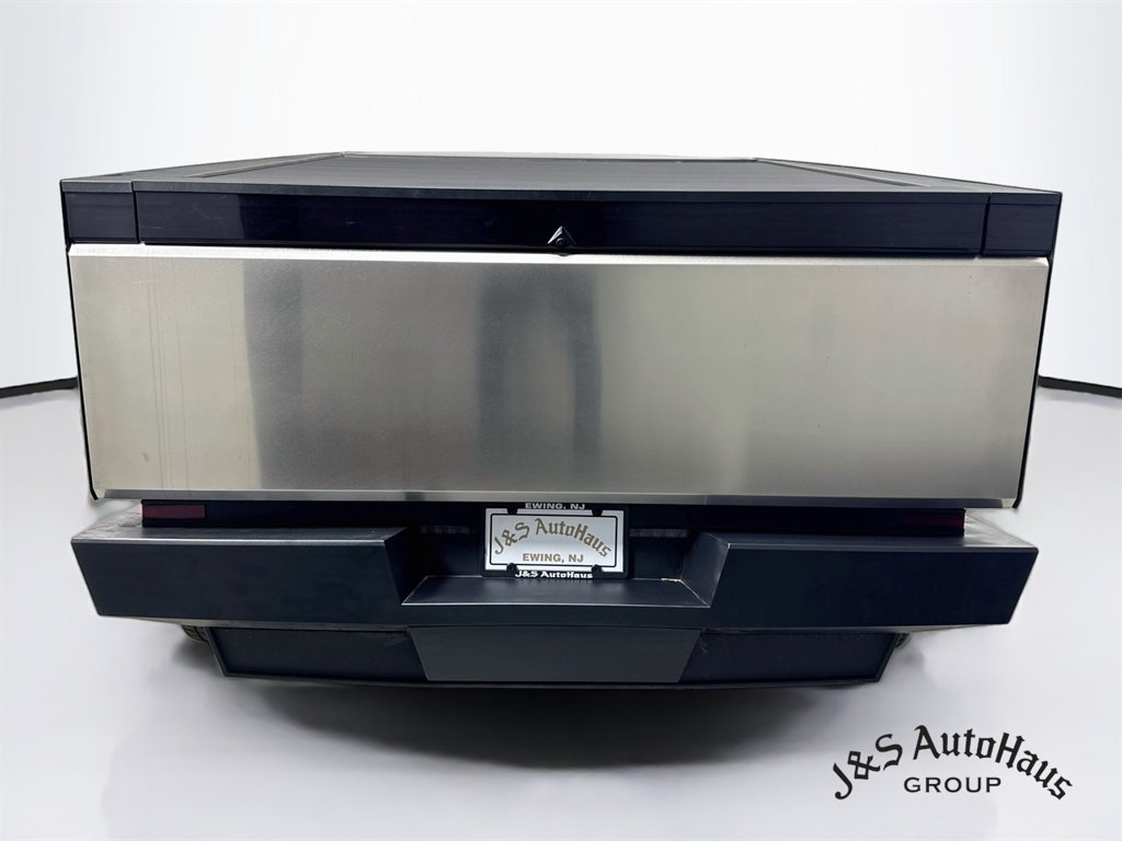 Used 2024 Tesla Cybertruck AWD Crew Cab image 6