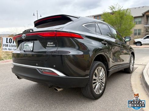 Used 2021 Toyota Venza XLE w/ Softex Package image 9