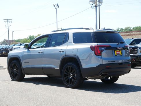 Used 2023 GMC Acadia SLE w/ Driver Convenience Package AWD/4WD image 5