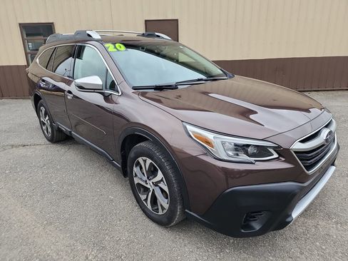 Used 2020 Subaru Outback Touring XT image 2