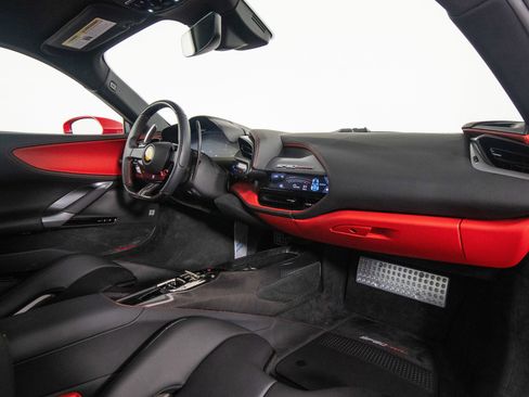 Certified 2022 Ferrari SF90 Stradale AWD/4WD image 30