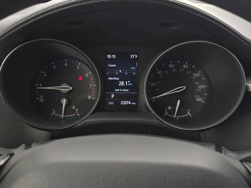 Used 2021 Toyota C-HR LE FWD image 19