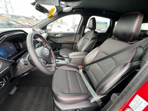 Used 2025 Ford Escape ST-Line Select image 18