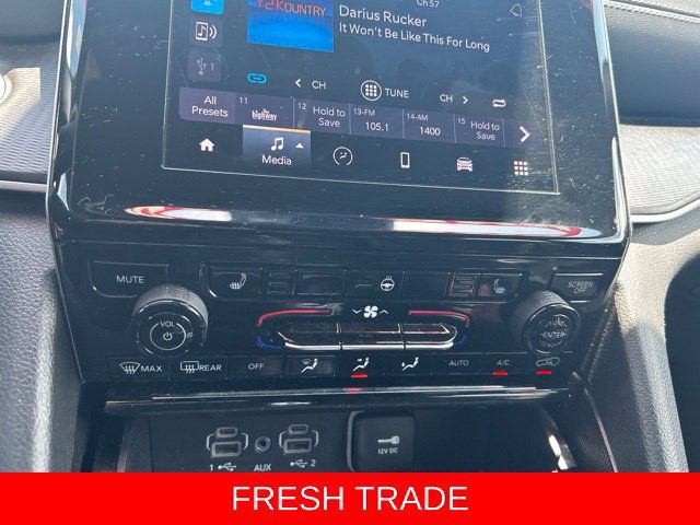 Used 2024 Jeep Grand Cherokee Altitude AWD/4WD image 26
