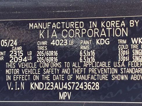 Used 2025 Kia Soul LX w/ LX Technology Package FWD image 29
