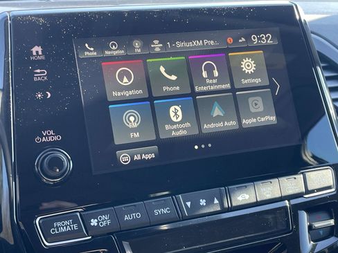 Used 2024 Honda Odyssey Elite image 4