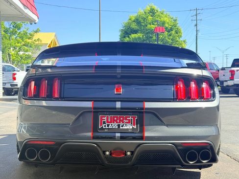 Used 2019 Ford Mustang Shelby GT350R w/ GT350R Equipment Group 920A image 10