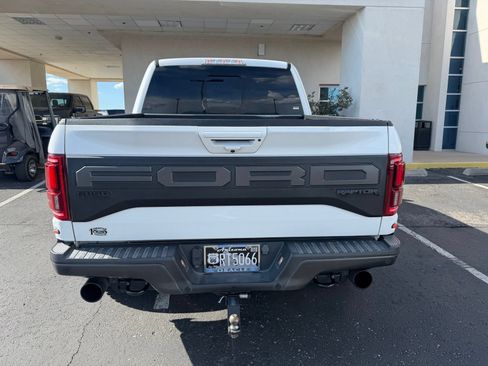 Used 2020 Ford F150 Raptor w/ Equipment Group 802A Luxury AWD/4WD image 9