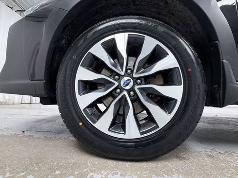 Used 2024 Subaru Outback Limited AWD/4WD image 14