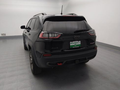 Used 2019 Jeep Cherokee Trailhawk w/ Cold Weather Group image 6