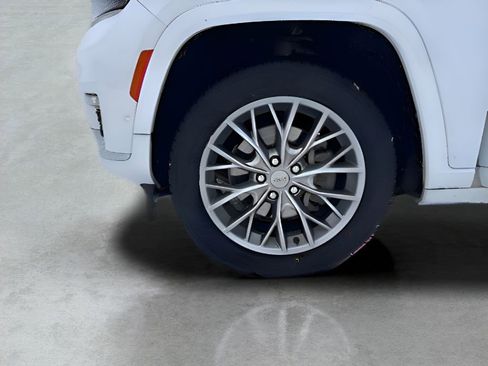 Used 2022 Jeep Grand Cherokee L Summit w/ Advanced Protech Group IV image 58