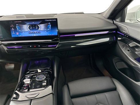 Used 2025 BMW 530i xDrive 530i xDrive image 28