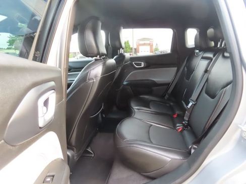 Used 2023 Jeep Compass Latitude AWD/4WD image 20