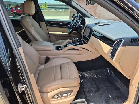 Used 2019 Porsche Cayenne AWD/4WD image 20