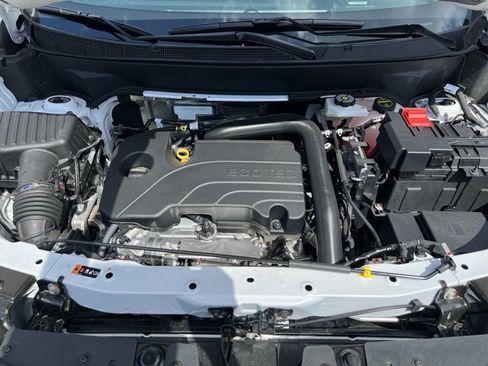 New 2026 Chevrolet Equinox LT w/ Convenience Package II image 30