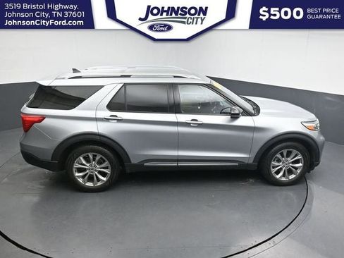 Certified 2023 Ford Explorer Limited w/ Equipment Group 301A RWD image 28