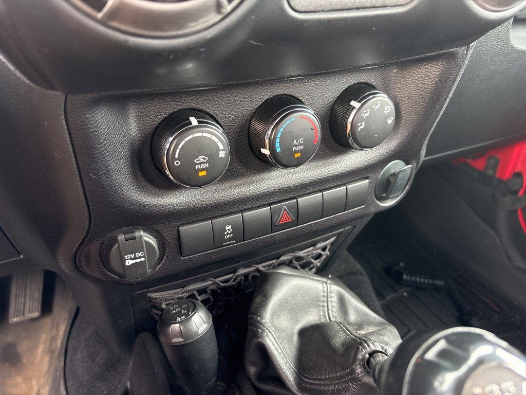 Used 2016 Jeep Wrangler Sport AWD/4WD image 24