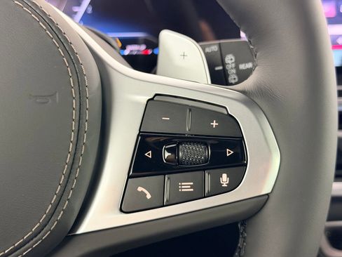 New 2026 BMW X5 xDrive40i w/ M Sport Package image 25