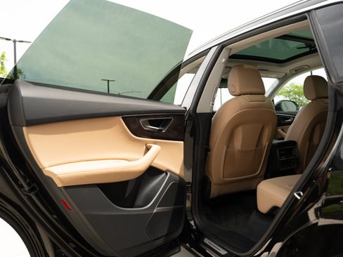 Certified 2023 Audi Q8 Premium Plus AWD/4WD image 28