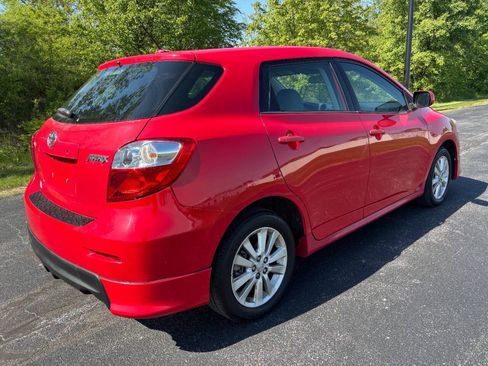 Used 2010 Toyota Matrix FWD image 5