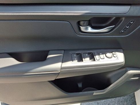 Used 2025 Honda CR-V Sport-L image 14
