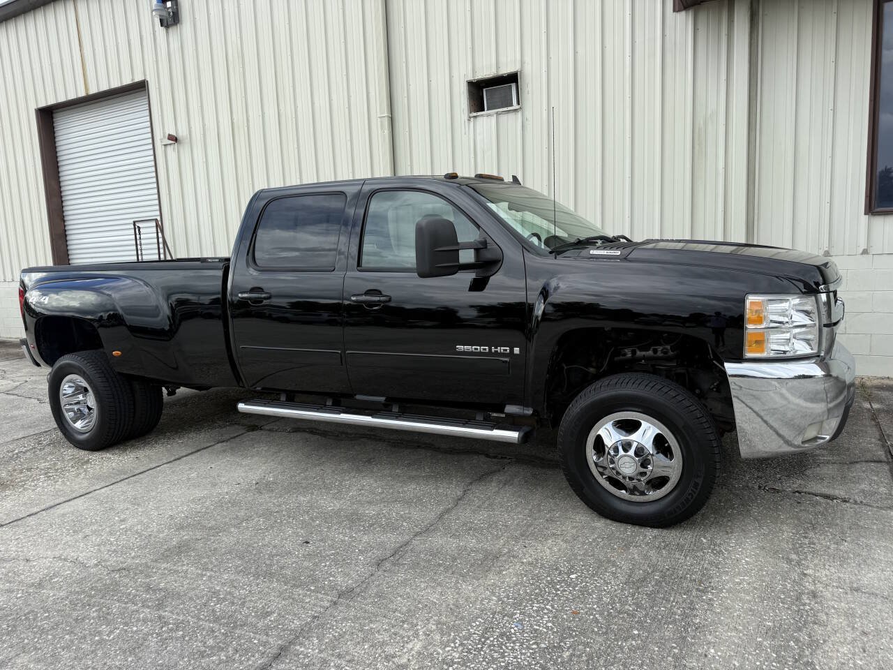 Used 2008 Chevrolet Silverado 3500 LTZ AWD/4WD image 24