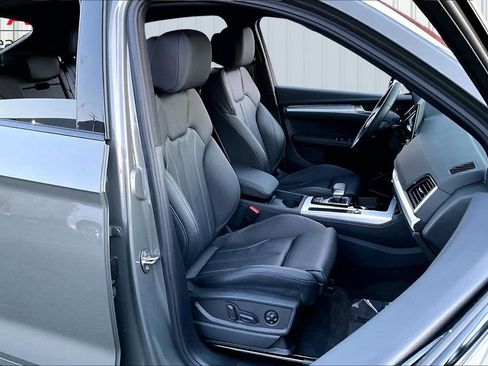 Certified 2025 Audi Q5 2.0T Premium Plus w/ Premium Plus Package image 29