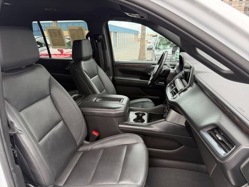 Used 2023 Chevrolet Tahoe LT w/ Luxury Package AWD/4WD image 40