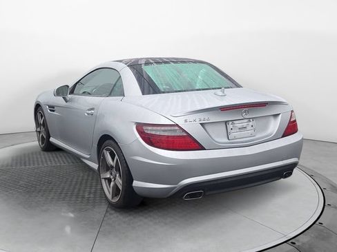 Used 2015 Mercedes-Benz SLK 250 w/ Premium Package image 3