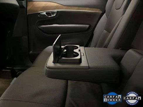 Used 2025 Volvo XC90 B6 Plus image 74