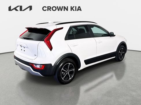 Certified 2023 Kia Niro LX FWD image 5