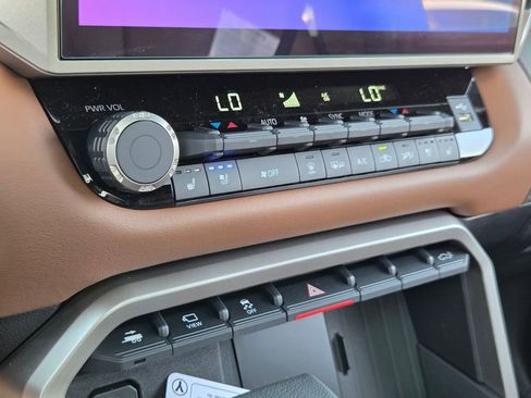 New 2026 Toyota Tundra 1794 Edition AWD/4WD image 18