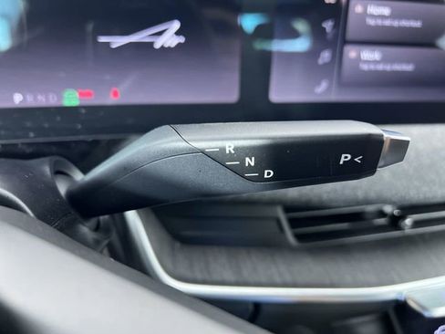 Used 2024 Lucid Air Touring image 16