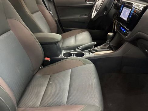 Used 2017 Toyota Corolla LE w/ Carpet Mat Package (TMS) FWD image 11