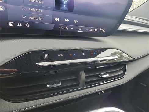 New 2025 Buick Enclave Sport Touring w/ Power Package image 26