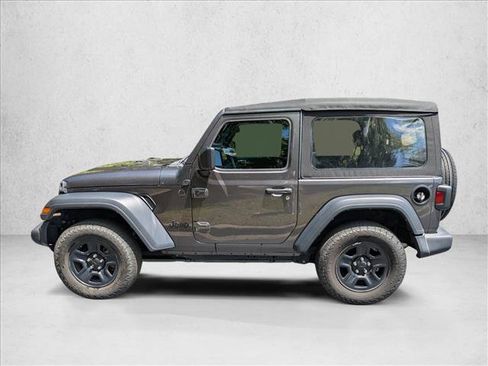 Used 2024 Jeep Wrangler Sport AWD/4WD image 6