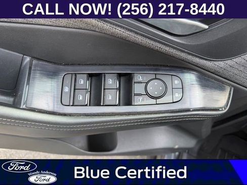 Used 2023 Nissan Rogue SV AWD/4WD image 19