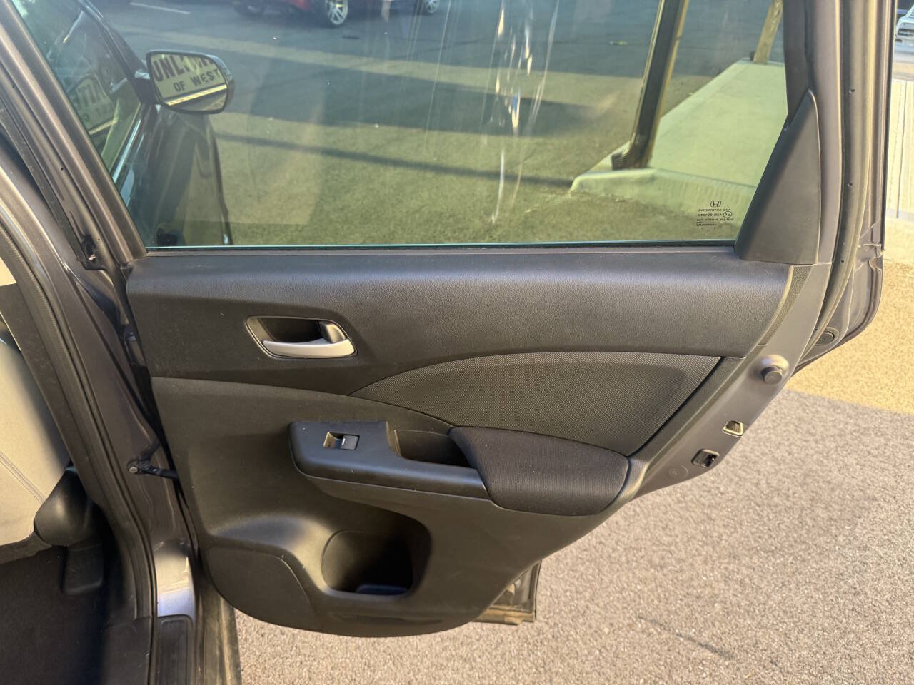 Used 2015 Honda CR-V LX image 16