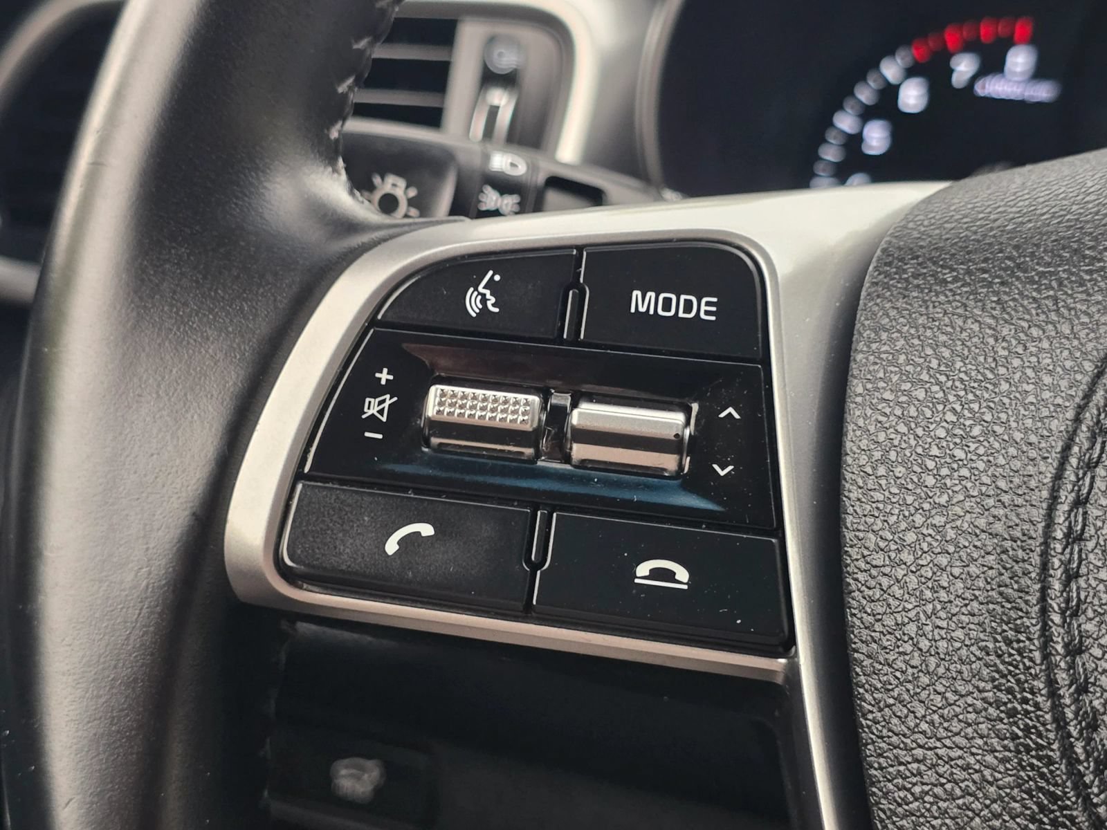 Used 2019 Kia Sorento EX AWD/4WD image 34
