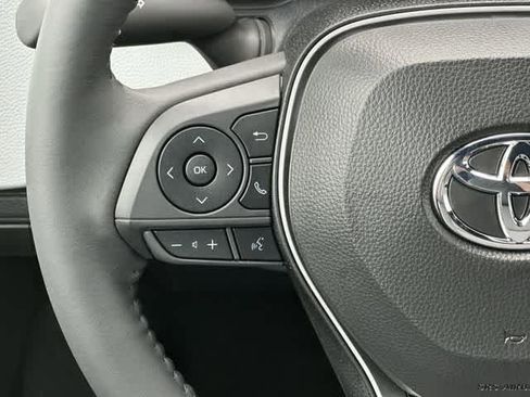 New 2024 Toyota Corolla SE image 8