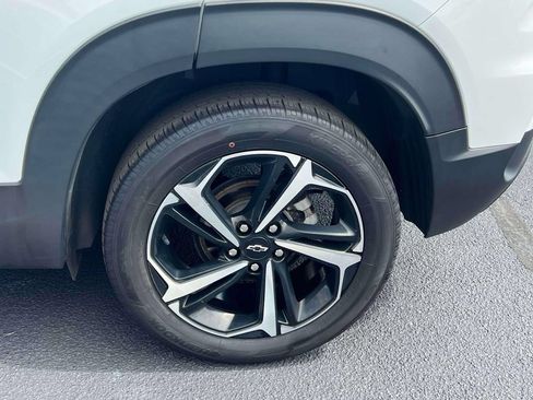 Used 2023 Chevrolet TrailBlazer RS FWD image 7