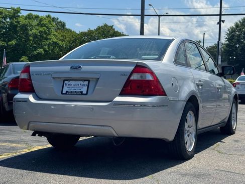 Used 2005 Ford Five Hundred SEL FWD image 5