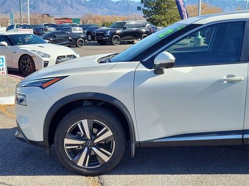 Used 2022 Nissan Rogue SL image 8