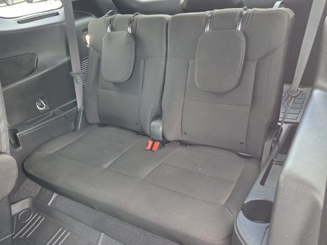 Certified 2024 Ford Explorer XLT RWD image 14
