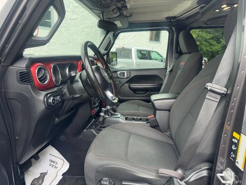 Used 2021 Jeep Wrangler Unlimited Rubicon w/ Safety Group AWD/4WD image 18