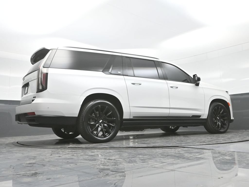 Certified 2024 Cadillac Escalade ESV Sport Platinum w/ LPO, ONYX Package AWD/4WD image 23