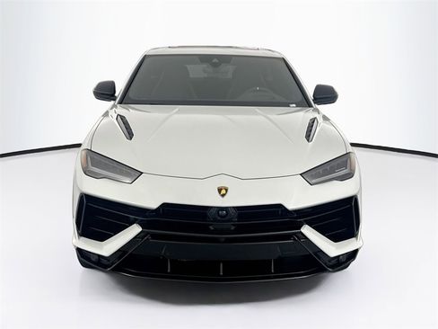 Used 2024 Lamborghini Urus S image 2